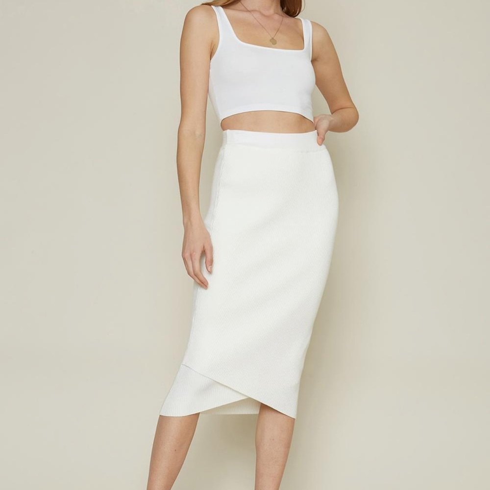 Dee Elly White Cross Bottom Ribbed Knit Skirt